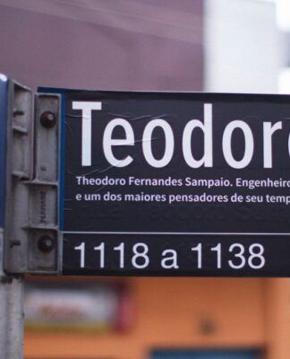 Placa da Rua Teodoro Sampaio