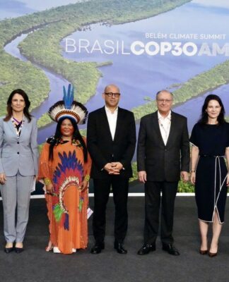 Lideranças internacionais e brasileiras.