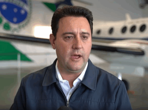 Ratinho Júnior em pronunciamento