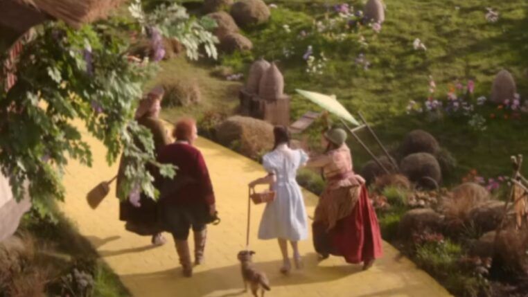 Dorothy e outros personagens do filme Wicked