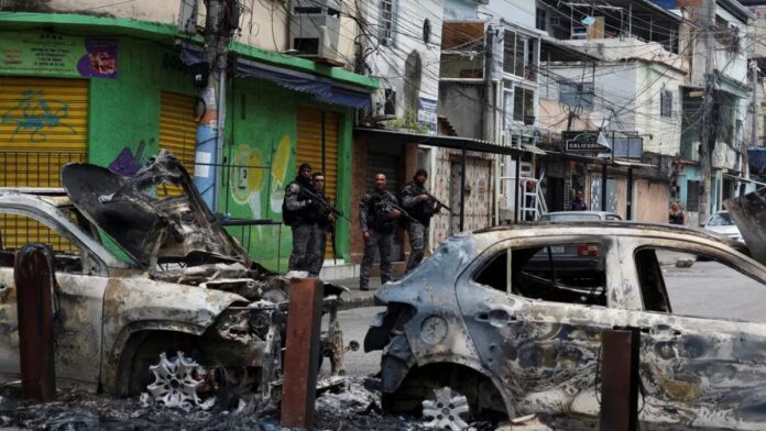 4,9 milhões vivem sob crime no Rio; 4 milhões viram fuzis nas ruas, aponta Datafolha