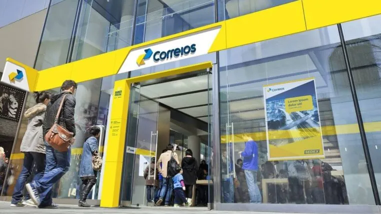 Fachada de uma agência dos Correios
