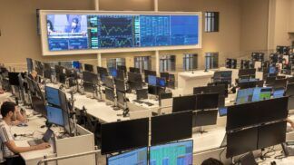 Foto de um escritório vazio na B3