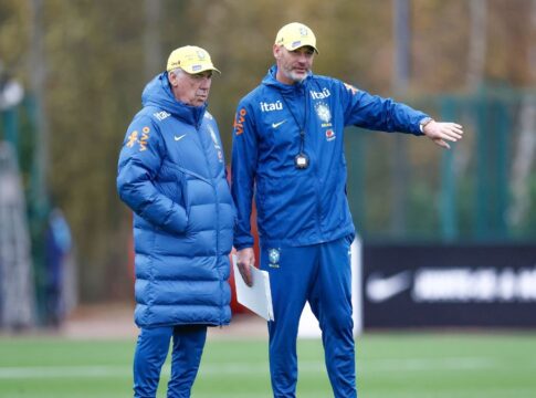 Em treino da Seleção, Ancelotti começa a esboçar equipe para amistoso contra o Senegal