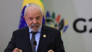 Presidente Lula durante coletiva de imprensa em Joanesburgo, África do Sul