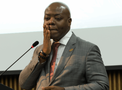 ministro dos Direitos Humanos e da Cidadania (MDHC), Silvio Almeida participa de cerimônia de reinstalação da Comissão Especial sobre Mortos e Desaparecidos Políticos (CEMDP).