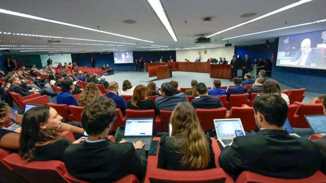 Sessão da primeira turma do STF
