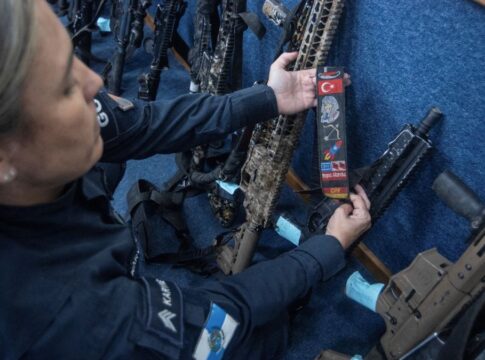 Deputado Alberto Fraga (PL) defende inclusão de prisão perpétua na PEC da Segurança Pública