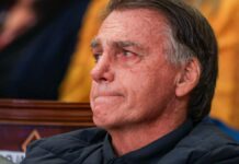 Defesa pede a Moraes que Bolsonaro faça cirurgia e cumpra pena em casa