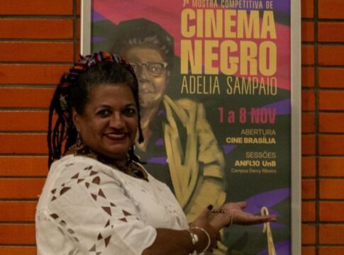 A cineasta Edileuza Penha de Souza é autora de livros e artigos que se tornaram referência no debate sobre negritude, audiovisual e educação