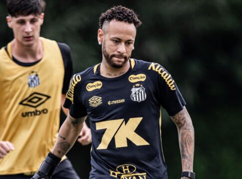 Neymar treinando pelo Santos