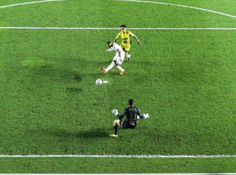 Neymar finaliza contra o Mirassol