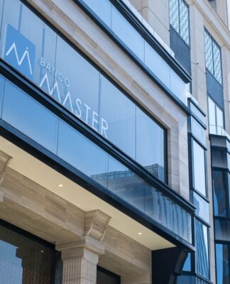 Fachada do Banco Master