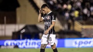 Matías Rojas atuando pelo Corinthians