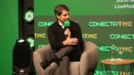 Christian Mutzig de terno falando durante o ConectaTMC