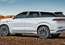 SUV branca da marca Jaecoo