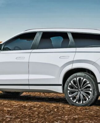 SUV branca da marca Jaecoo