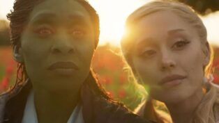 Cynthia Erivo (Elphaba) e Ariana Grande (Glinda)