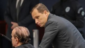 O ex-ajudante de ordens de Jair Bolsonaro, ex-tenente-coronel Mauro Cid, durante sessão no STF