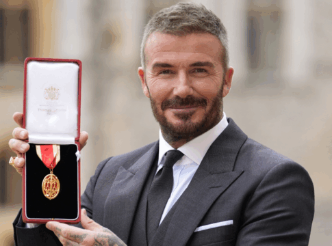 David Beckham é nomeado cavaleiro pelo rei Charles III em cerimônia no Palácio de Buckingham