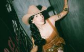 Ana Castela em ensaio fotográfico no Instagram