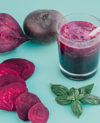 Suco de beterraba com limão