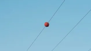 Bolas sinalizadoras diurnas