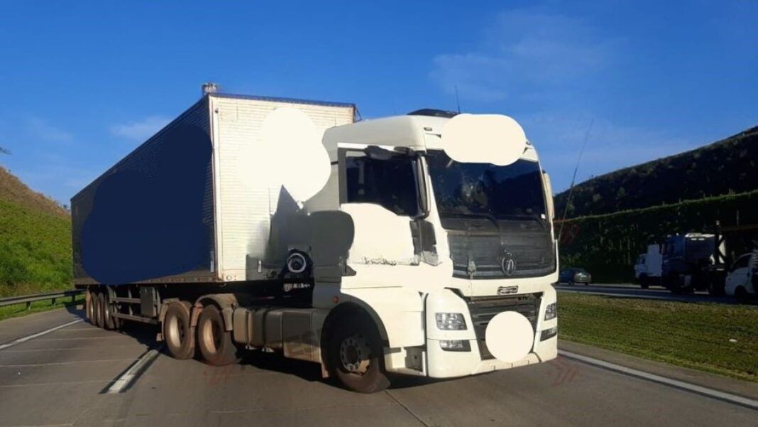 caminhao interdita Rodoanel