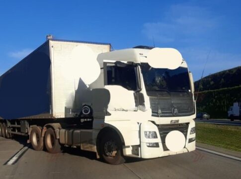 caminhao interdita Rodoanel