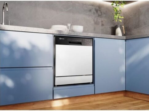 Lava-louças: o que avaliar na hora de escolher um modelo