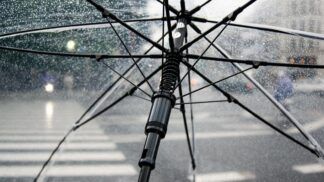 Previsão indica chuva forte e risco de temporais em vários estados; veja onde