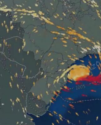 mapa com formação de ciclone extratropical no mar