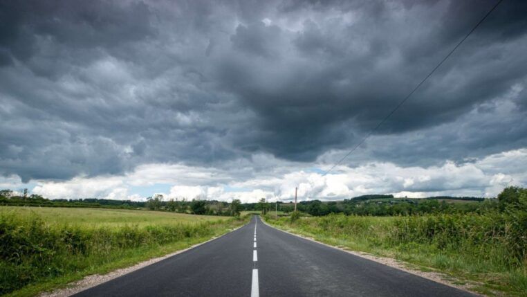 Meteorologistas preveem sequência de ciclones no Brasil em novembro