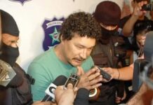 Pai de Eloá fala a imprensa após ser preso