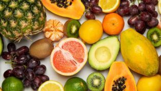 As 7 frutas que mais ajudam a ter um sono reparador