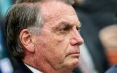 Imagem mostra o rosto do ex-presidente Jair Bolsonaro de perfil.
