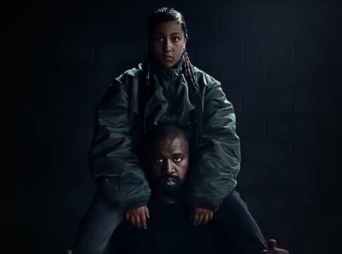 Kanye West no clipe de ¥$, Ye, Ty Dolla $ign, com sua filha North West