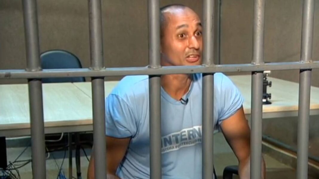 imagem de Marcinho VP atrás das grades