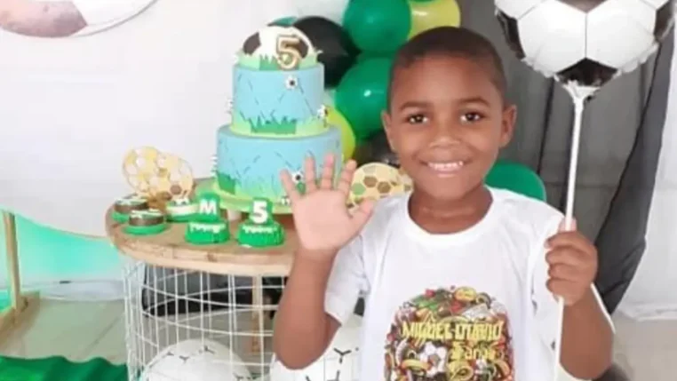Menino Miguel Otávio, em seu aniversário de 5 anos, em 2019