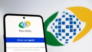 imagem de um celular com o aplicativo do Meu INSS