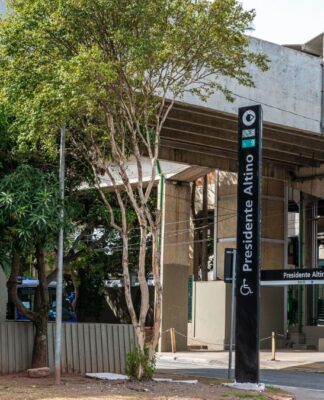 imagem da entrada estação Presidente Altino