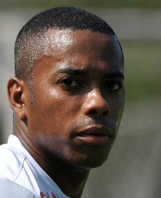 Condenado por estupro, Robinho deixa Tremembé e é transferido para Limeira