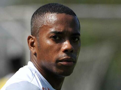 Condenado por estupro, Robinho deixa Tremembé e é transferido para Limeira