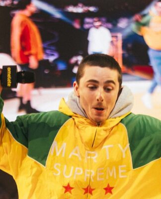 Timothée Chalamet e elenco de Supernatural agitam CCXP25 em São Paulo