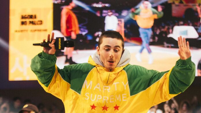 Timothée Chalamet e elenco de Supernatural agitam CCXP25 em São Paulo