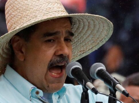 Trump “manda” Maduro renunciar e recebe resposta atravessada do venezuelano