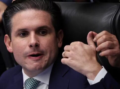 Hugo Motta afirma que Braga desrespeitou a Câmara e diz que determinou remoção do deputado