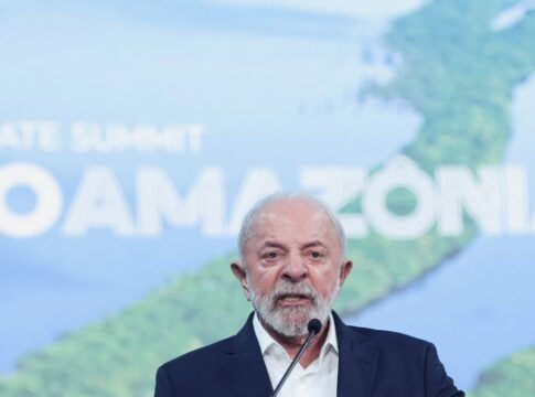 Presidente participa de evento na COP30, realizada em Belém, no mês passado