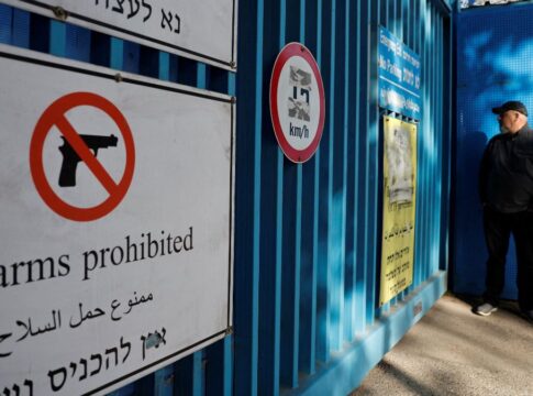 Israel invade escritório da ONU para refugiados palestinos em Jerusalém