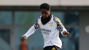 Endrick durante treino no CT do Real Madrid